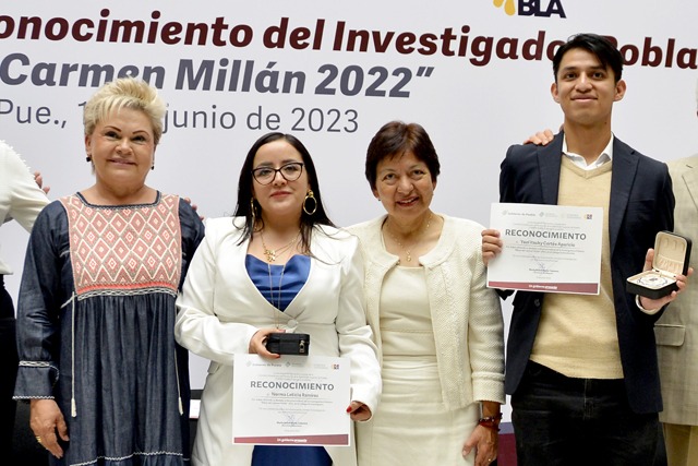 Docente y estudiante BUAP reciben medalla “María del Carmen Millán”