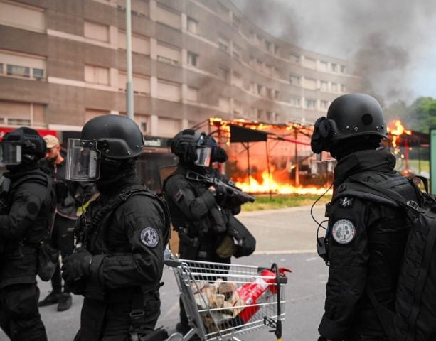 En una noche, más de 800 detenidos por disturbios en Francia