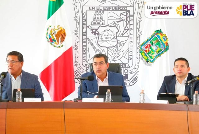 Finanzas encabeza renuncias y cambios en gabinete de Céspedes