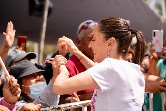 Claudia Sheinbaum celebra vivir tiempos de democracia con la 4T