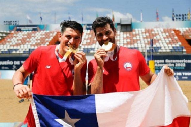 Jóvenes primos campeones de vóleibol playa son elegidos Premio Nacional del Deporte