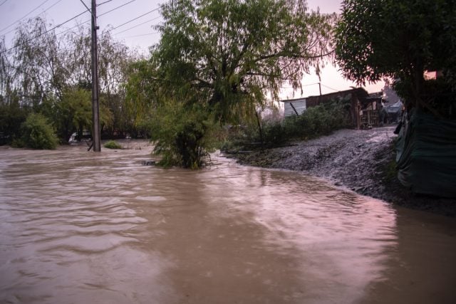 Alcalde que fue arrastrado por las aguas narró cómo fue el angustiante momento