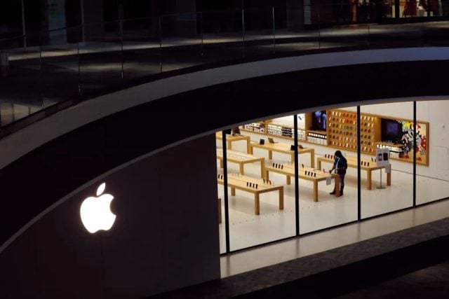 Alcanza Apple capitalización de 3 billones de dólares