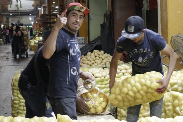 Bodegueros exigen renovación de Consejo de la Central de Abasto 