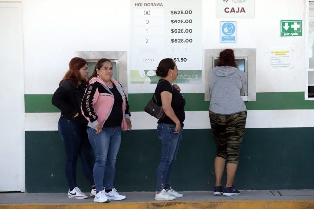 Aplicarán descuento en multa por verificación extemporánea en Puebla