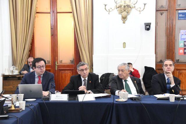 Corte Suprema cuestionó enmiendas presentadas por el Partido Republicano en el Consejo Constitucional