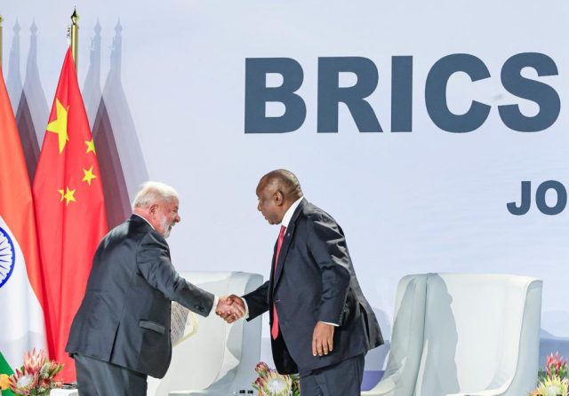 Lula en Foro Empresarial de los BRICS: «Brasil está de vuelta al continente del que nunca debió separarse»