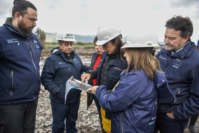 Sistema frontal: Ministra de Obras Públicas descartó corte de agua potable en la RM