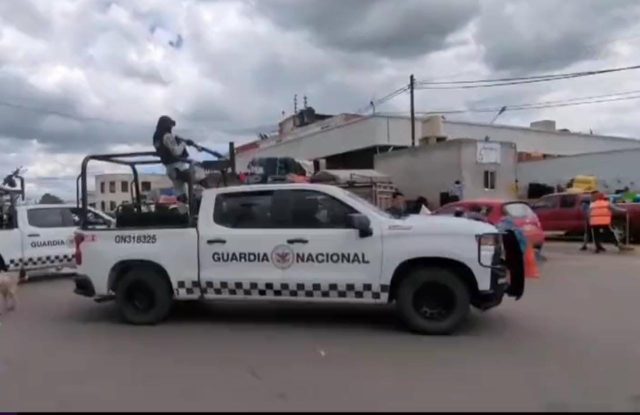 Golpean a elemento de la Guardia Nacional en Central de Abasto