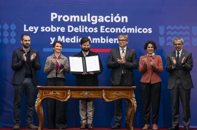 Boric promulga ley de delitos de “cuello y corbata”: “Tenemos un sistema más sólido para tener un Chile más justo”