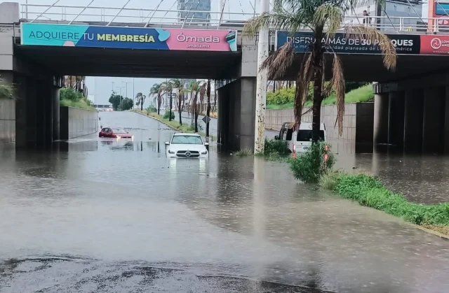 Inundaciones en Puebla capital: Rivera Pérez culpa a la basura acumulada