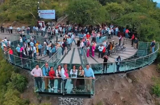 Mirador de cristal, nuevo atractivo turístico de Atlixco