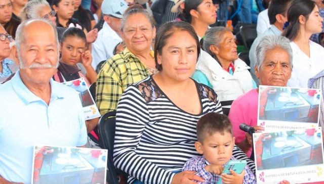 Obras educativas en San Felipe Teotlalcingo suman 8.5 mdp