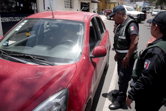 Implementan operativos para revisión de verificación vehicular