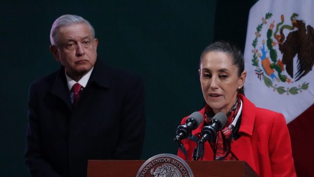 Análisis sobre bots contra Sheinbaum y AMLO vincularía a empleada de Coparmex