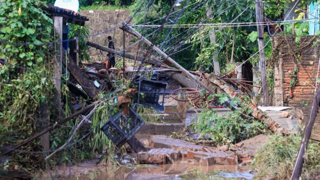 Impacto de “Lidia” deja un muerto en Nayarit, saldo blanco en Jalisco