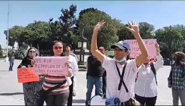 Periodistas protestan por censura de la edil de San Pedro Cholula