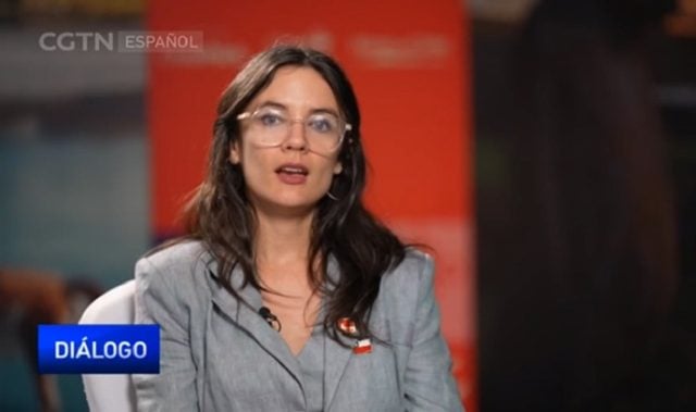 Cadena Global de Televisión China destaca entrevista a ministra Camila Vallejo