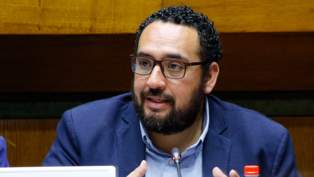 Ministro Cataldo anuncia ley corta para resolver financiamiento de educación municipal: «Nunca más podemos tener situaciones de no pago de remuneraciones»