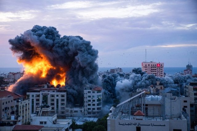 México llama al cese de violencia y condena ataques contra Israel