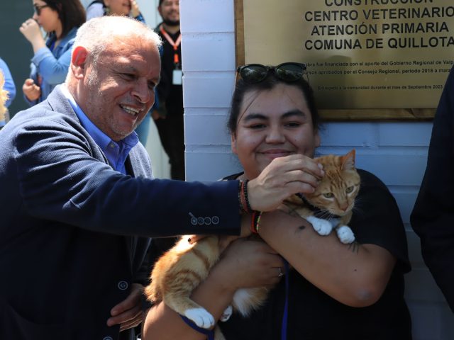 Gobierno Regional de Valparaíso incentiva la tenencia responsable de mascotas con la entrega de clínicas veterinarias