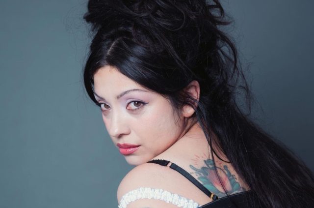 Mon Laferte estrenó su esperado álbum «Autopoiética»: El octavo de su carrera