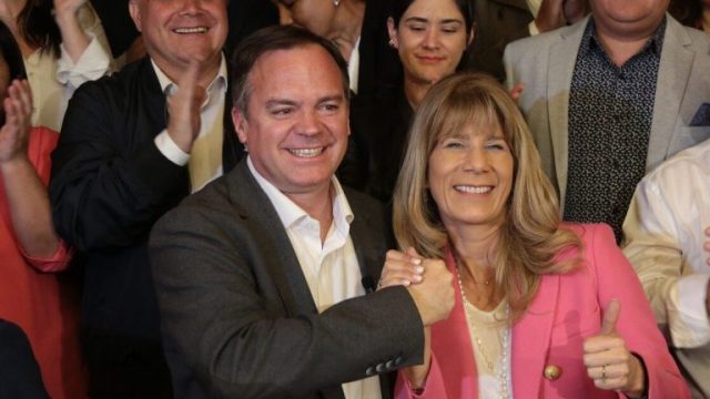 Les quedó grande el nombre: Demócratas anuncia voto a favor de la propuesta constitucional