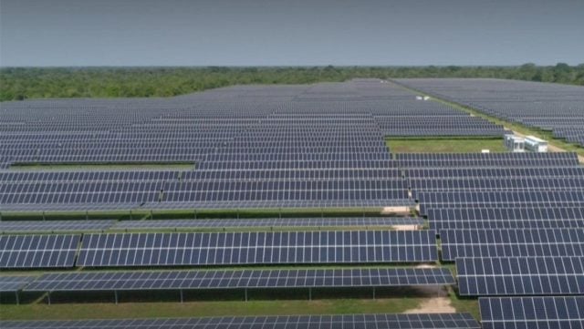 Petro anunció que comenzaron las pruebas del «parque solar más grande de Colombia y uno de los más grandes de Suramérica»