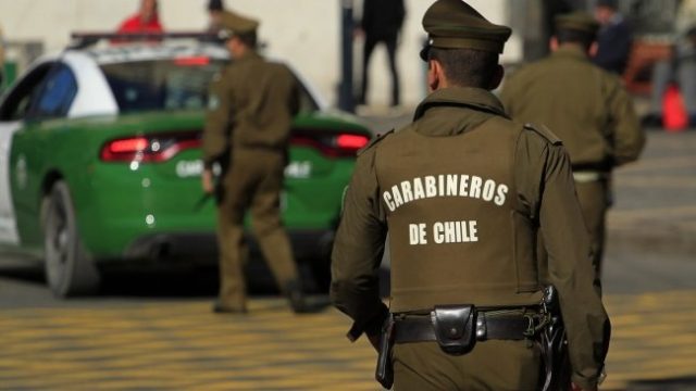 Delincuente entró a robar a jardín infantil: En el interior se encontraba educadora con una niña