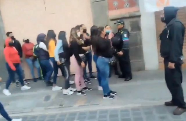 Operativo en 12 Poniente termina en riña y retenciones