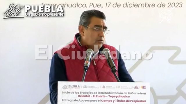 Pide gobernador de Puebla pensar menos en partidos y más en el futuro