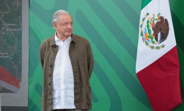 AMLO entregará más de 34 mil apoyos a pescadores de Acapulco