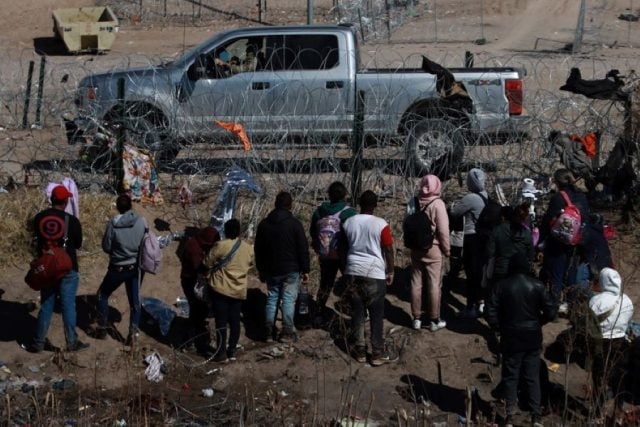 Aumenta violencia contra migrantes en la frontera Juárez-El Paso