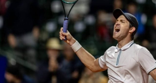 ¡Triunfazo! Nicolás Jarry derrotó a Carlos Alcaraz y pasó a la final del Argentina Open