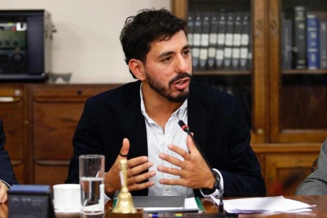 Diputado Brito sobre la no presentación de querellas por incendios forestales: “Sería inexplicable que el Ministerio del Interior no se querelle”