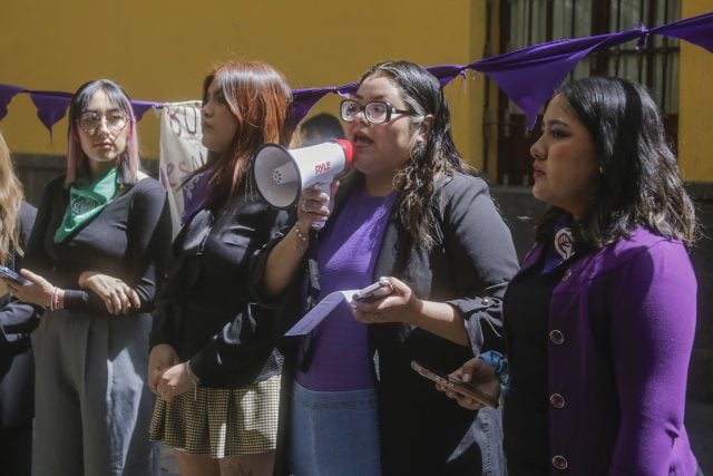 Colectivo feminista de la BUAP insta a no politizar el 8M