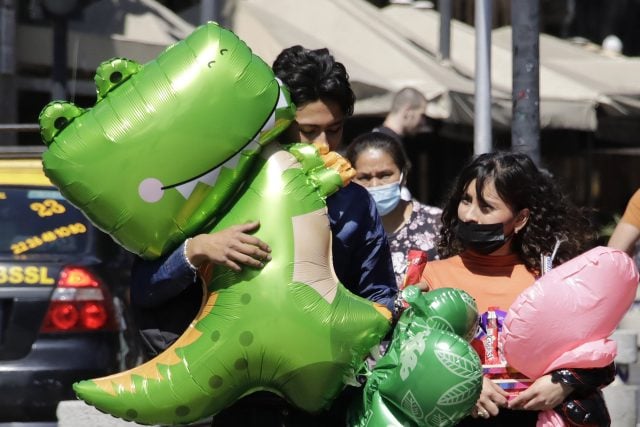 Mexicanos gastarán más de 2 mil pesos para  celebrar San Valentín