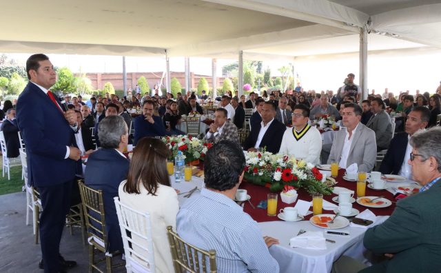 Armenta y empresarios buscan impulsar el desarrollo económico en Puebla