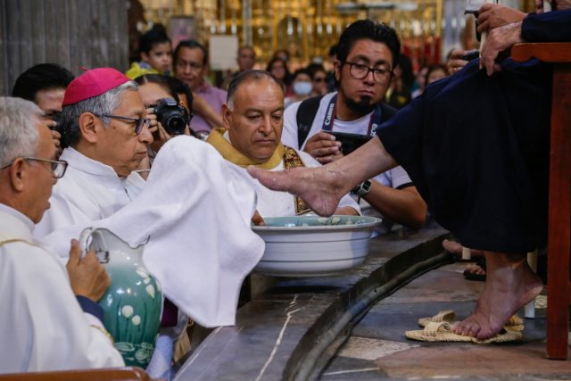 Inician celebraciones de Semana Santa con lavatorio de pies