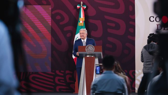 Es pecado social la opulencia, refiere AMLO sobre opulencia del «Toñín»