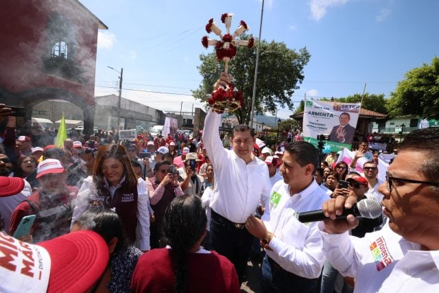 Armenta se reúne con liderazgos de educación en Puebla