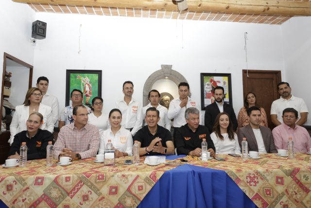 Presentan candidatos a regidores de Puebla por MC 