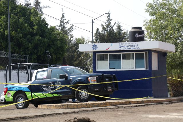 Hombre roba maleta y descubre cabeza humana en su interior