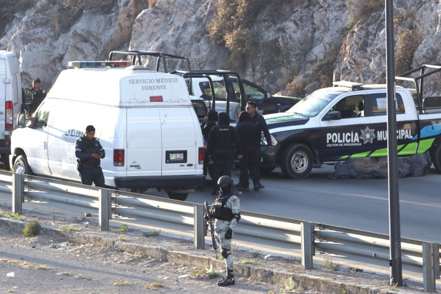 «El Tiburón», entre cuerpos dejados en Periférico Ecológico