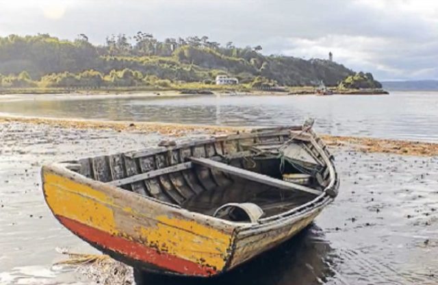 Comunidades de Chiloé subrayan gobernanza colectiva con ley lafkenche: ‘La mar no tiene dueños y no los tendrá’