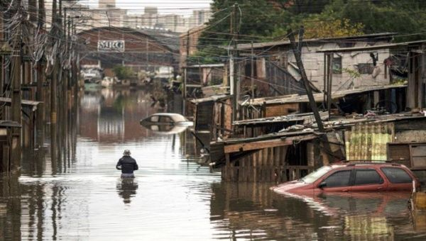 La hiperamenaza que nos toca vivir