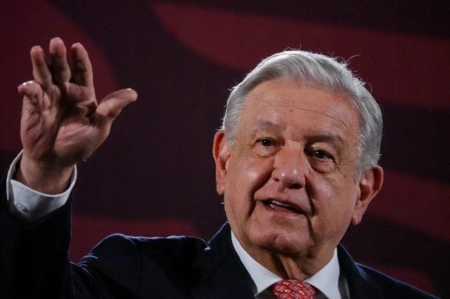 AMLO Responde a Claudio X. González y defiende lucha por causas justas