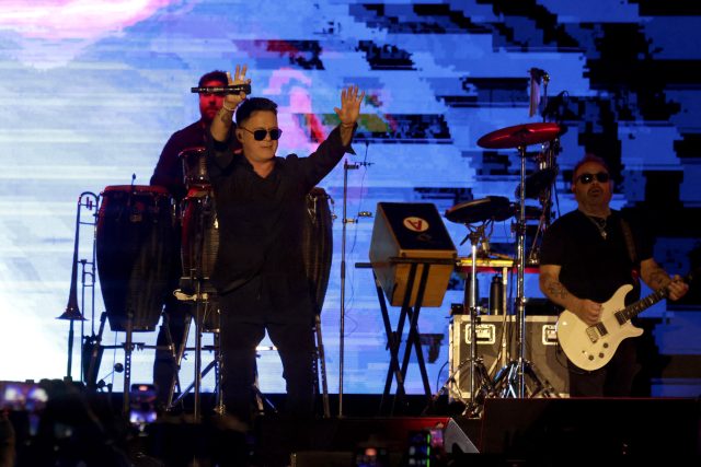 Alejandro Sanz cautiva con su música en la Feria de Puebla 2024