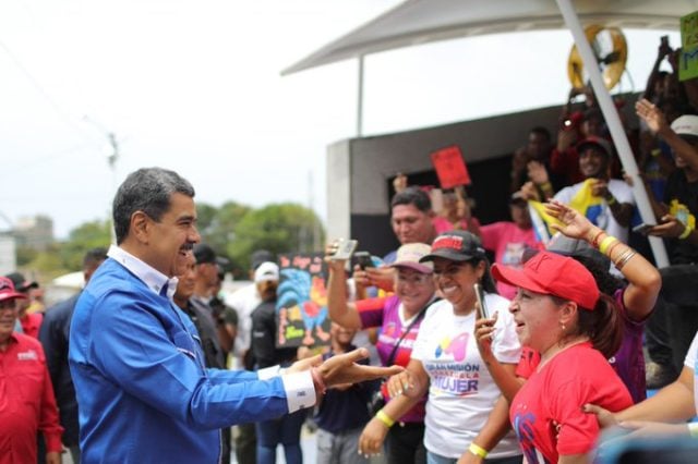 Maduro: «Venezuela está produciendo un millón de barriles diarios de petróleo otra vez»