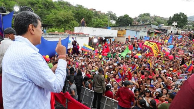 Maduro: Si EEUU quiere el petróleo de Venezuela tiene que pagarlo al precio del mercado